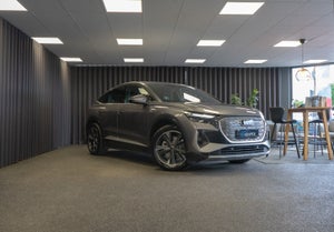 Audi Q4 e-tron, modelår 2026, 50 km