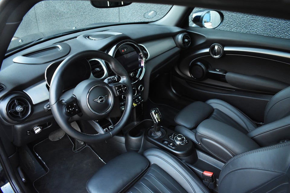 MINI Cooper SE Yours Trim 3d