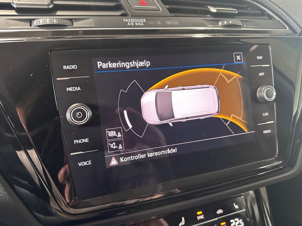 VW Touran 2,0 TDi 150 Highline DSG Van 5d