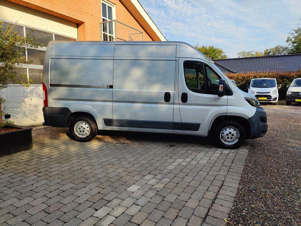 Peugeot Boxer 335 2,0 BlueHDi 163 L2H2 Premium