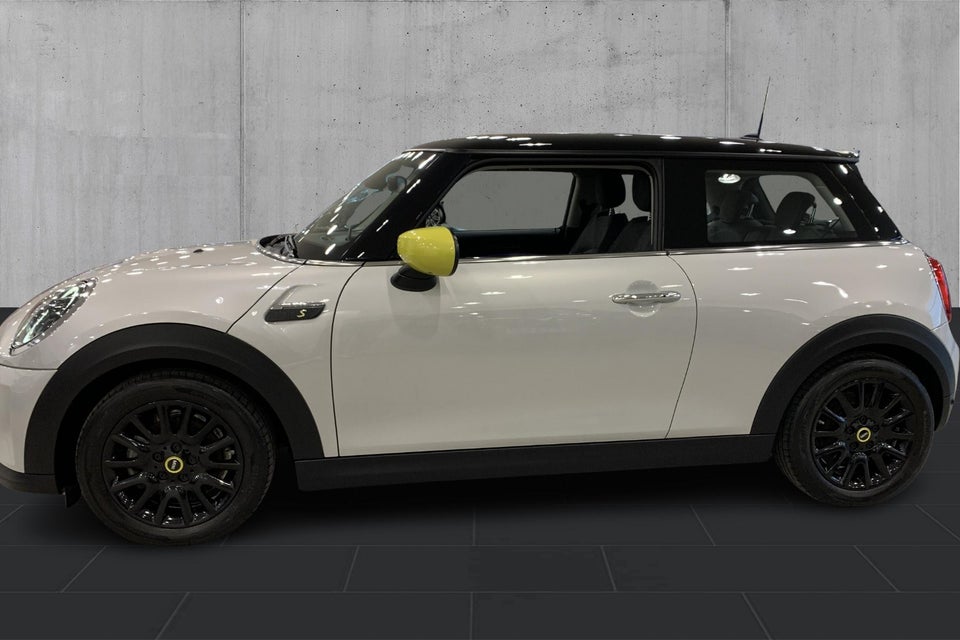 MINI Cooper SE Classic Trim 3d