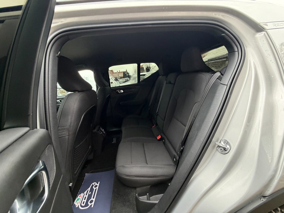 Volvo XC40 ReCharge Extended Range Plus 5d