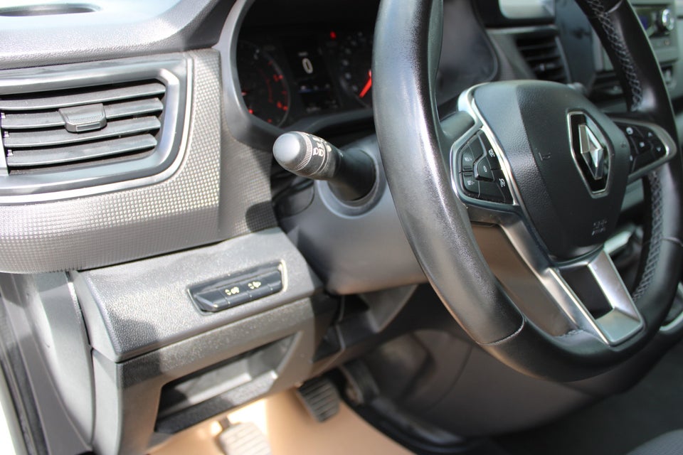 Renault Trafic 2,0 dCi 150 L2H1 Tekno