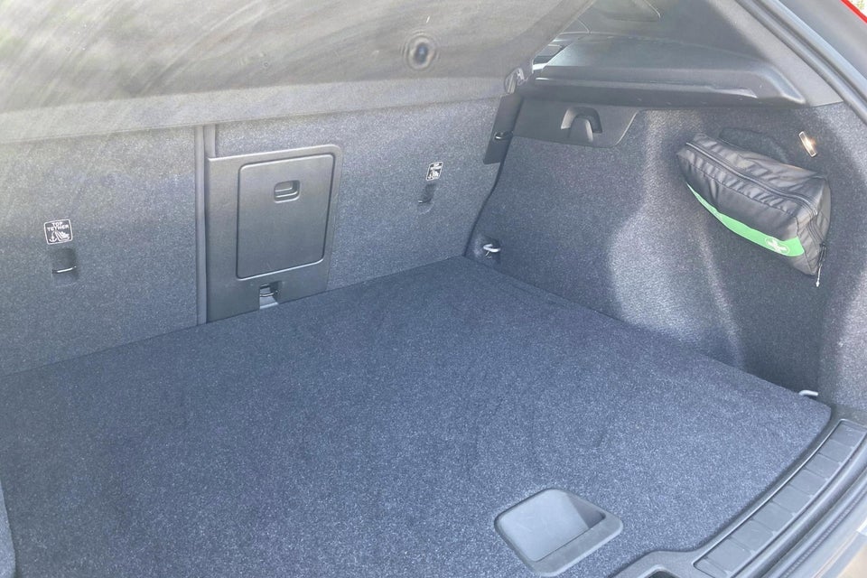 Volvo XC40 ReCharge Start 5d