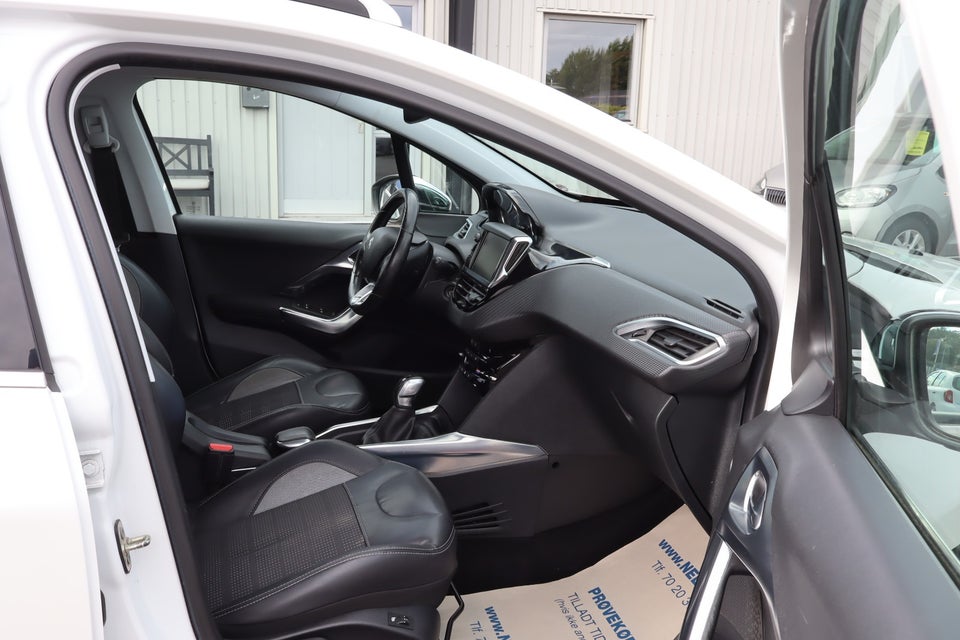 Peugeot 2008 1,2 VTi 82 Allure 5d