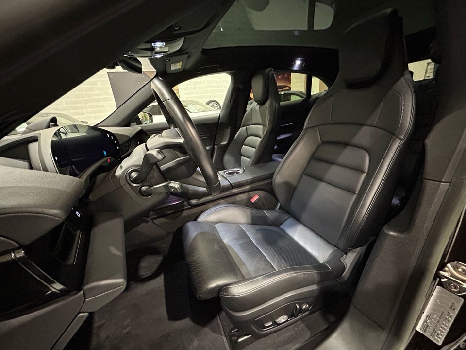 Porsche Taycan Performance+ Sport Turismo 5d