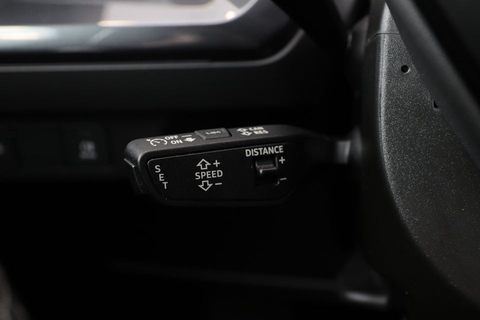 Audi Q4 e-tron 40 S-line 5d