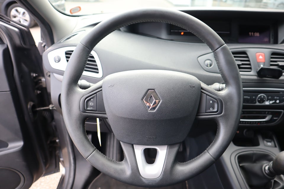 Renault Grand Scenic III 1,9 dCi 130 Dynamique 7prs 5d