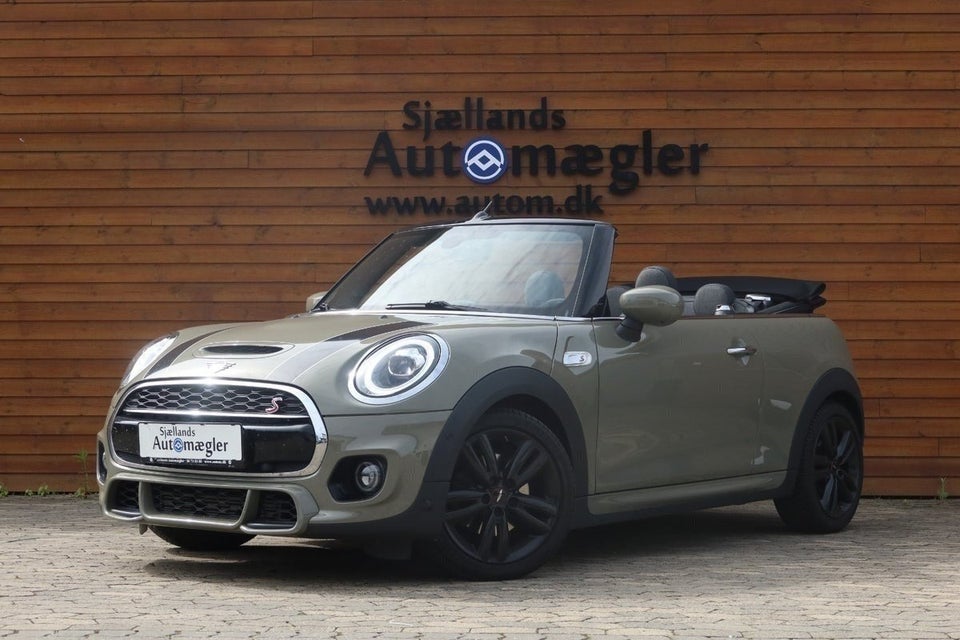 MINI Cooper S 2,0 Essential Cabriolet aut. 2d