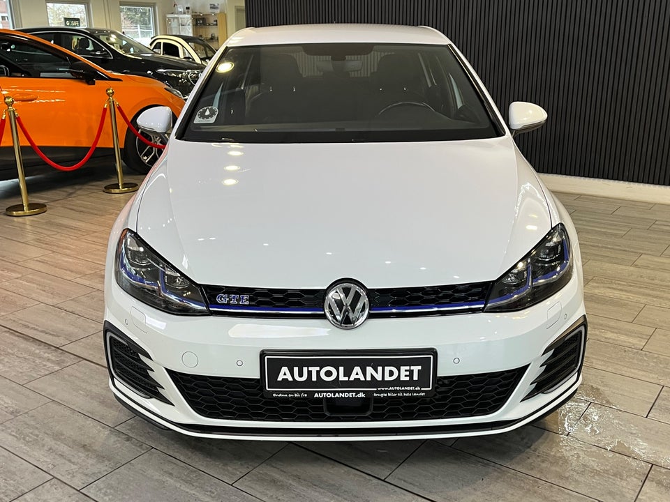 VW Golf VII 1,4 GTE DSG 5d
