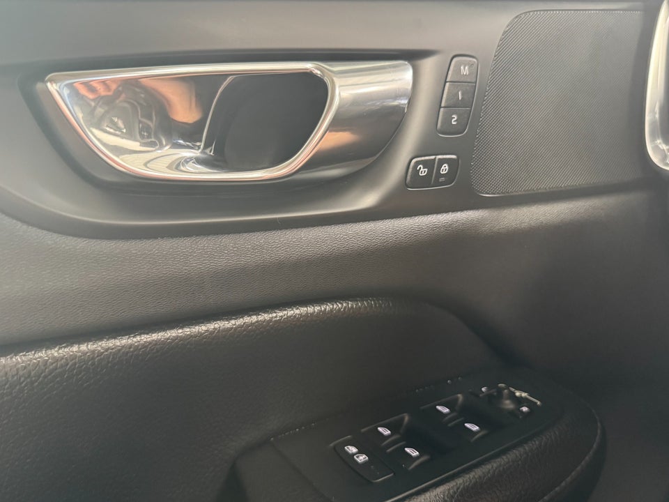 Volvo S60 2,0 T5 250 Inscription aut. 4d
