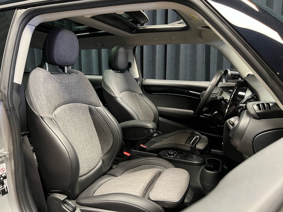 MINI Cooper SE Edition Premium Plus 3d