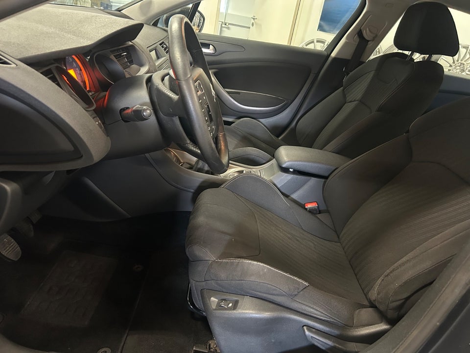 Citroën C5 2,0 HDi 163 Seduction 4d