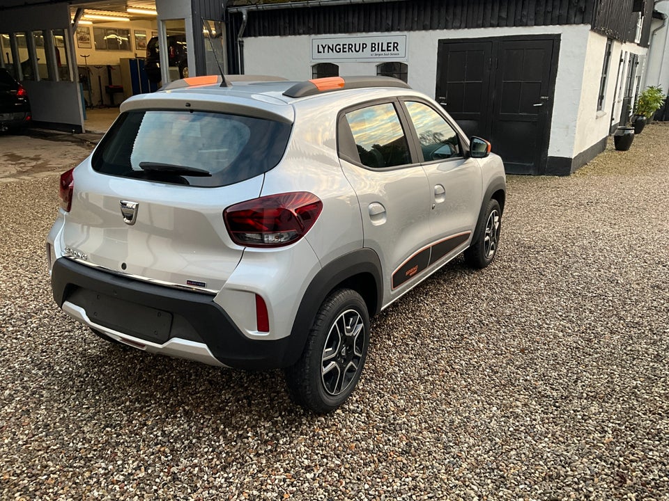 Dacia Spring Comfort+ 5d