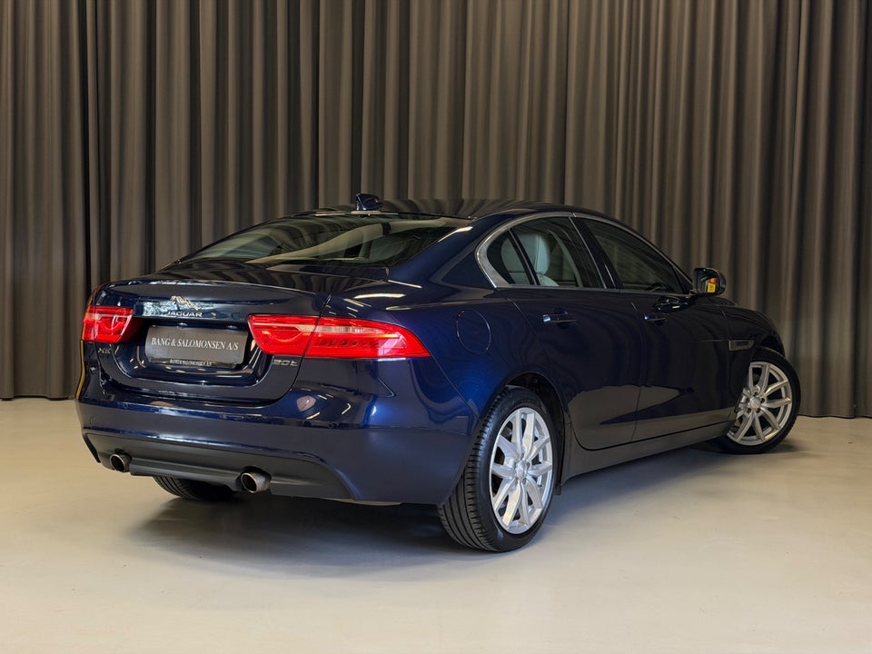 Jaguar XE 2,0 P200 Prestige aut. 4d