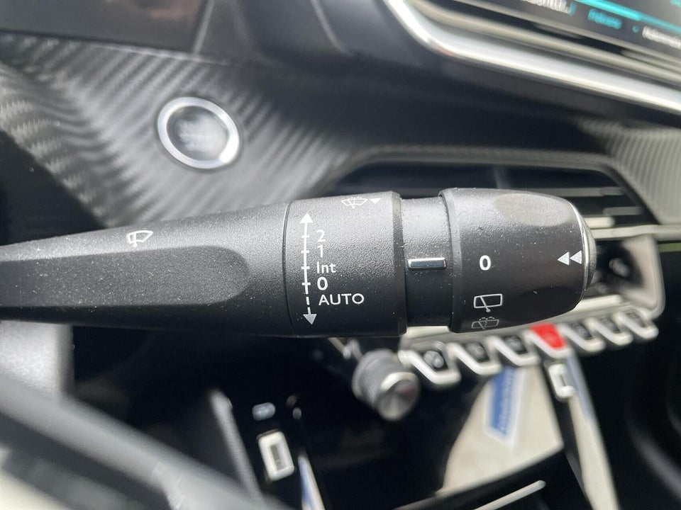 Peugeot e-208 50 GT Pack 5d