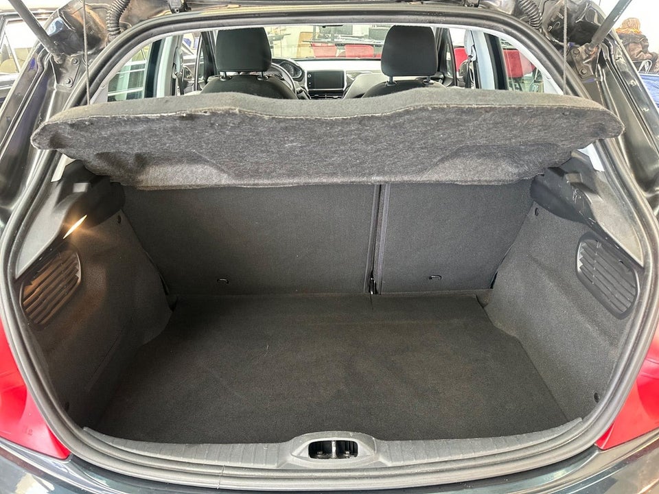 Peugeot 208 1,2 VTi Active 5d