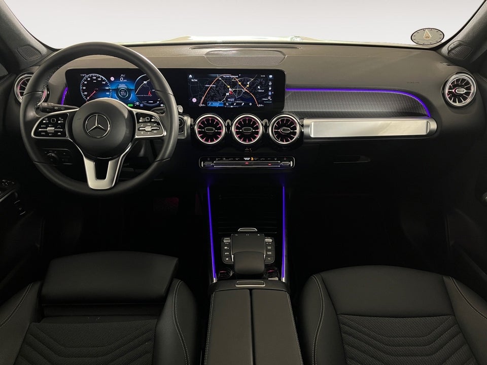 Mercedes EQB300 Progressive 4Matic 7prs 5d