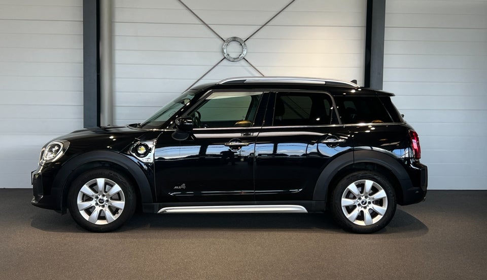 MINI Countryman Cooper SE 1,5 Essential aut. ALL4 5d