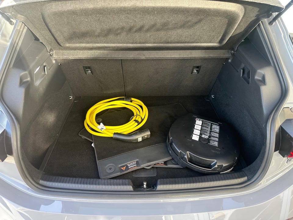 Cupra Born 58 High 5d