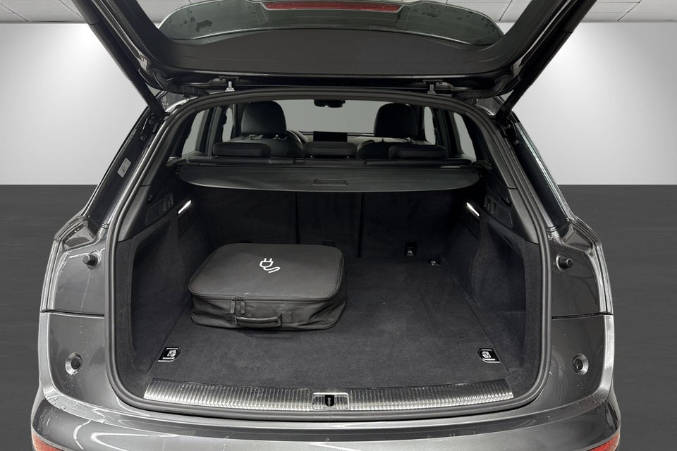 Audi Q5 50 TFSi e Prestige quattro S-tr. 5d