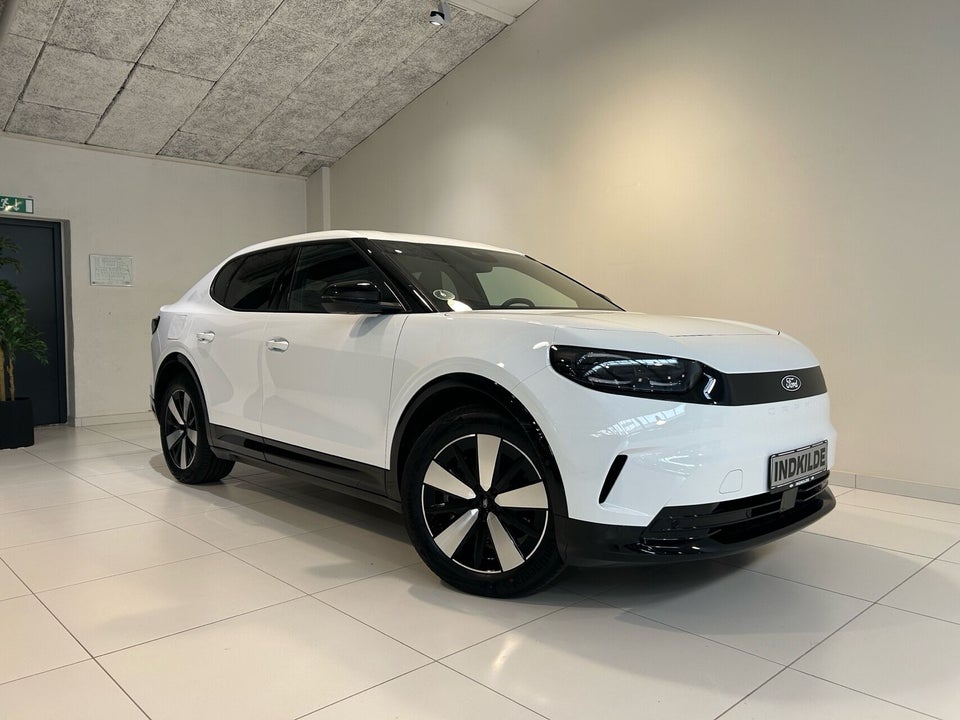 Ford Capri 77 Select Extended Range 5d