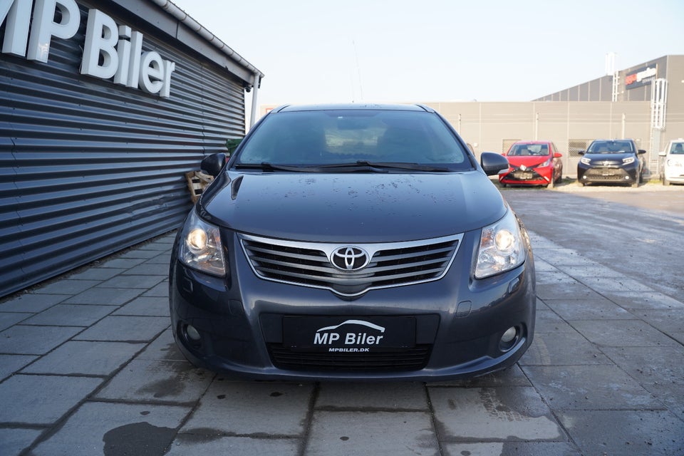 Toyota Avensis 2,0 D-4D T3 stc. 5d