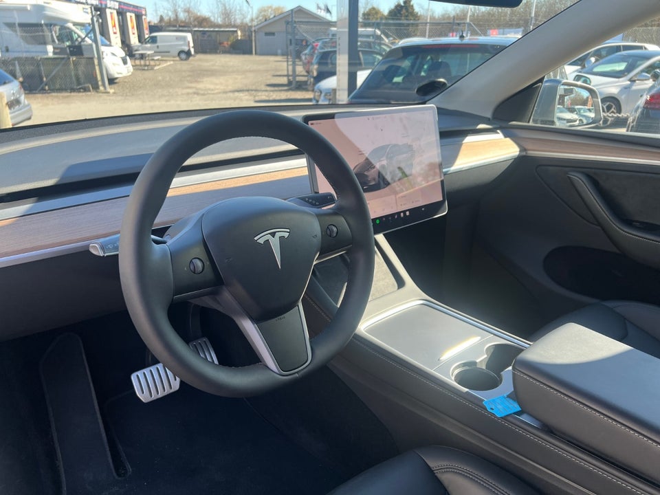 Tesla Model Y Performance AWD 5d