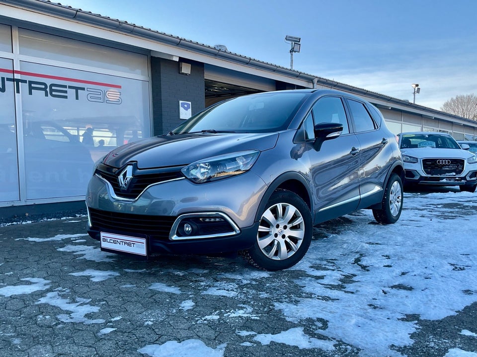 Renault Captur 0,9 TCe 90 Expression 5d
