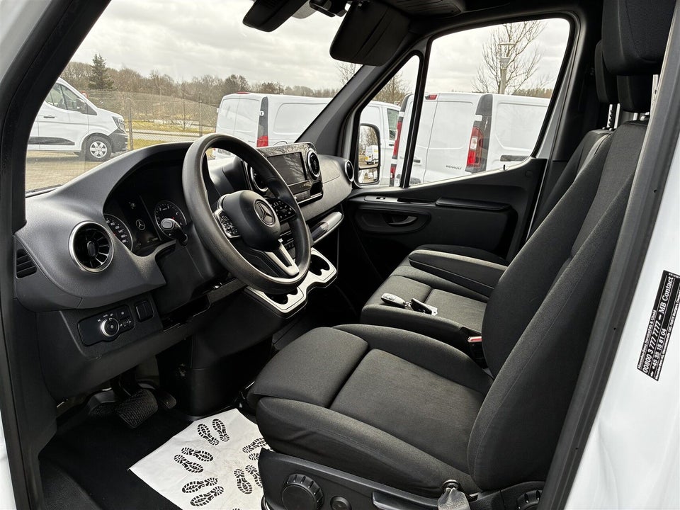 Mercedes Sprinter 317 2,0 CDi A2 Kassevogn aut. RWD