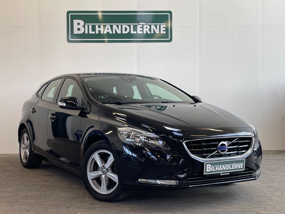 Volvo V40 1,6 D2 115 Momentum 5d