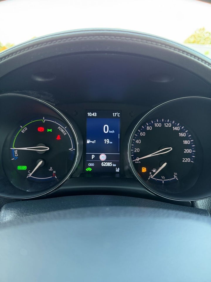 Toyota C-HR 2,0 Hybrid C-HIC Royale CVT 5d