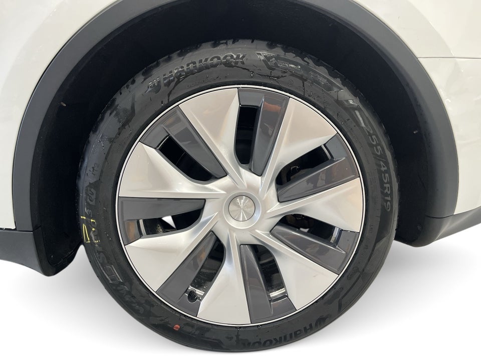 Tesla Model Y RWD 5d