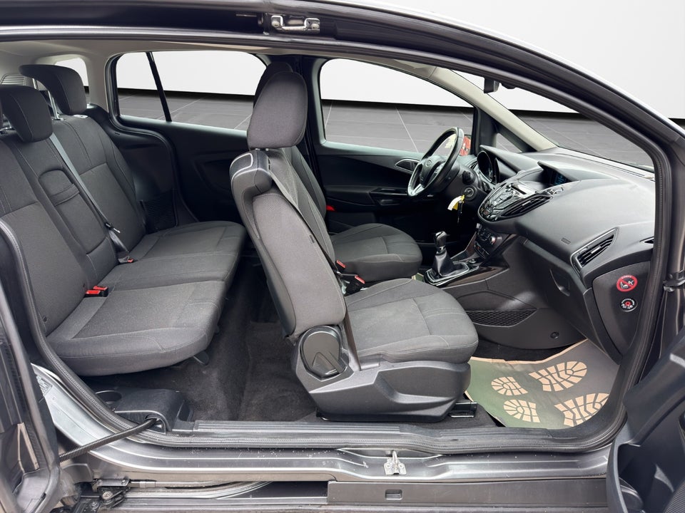Ford B-MAX 1,0 SCTi 100 Titanium 5d