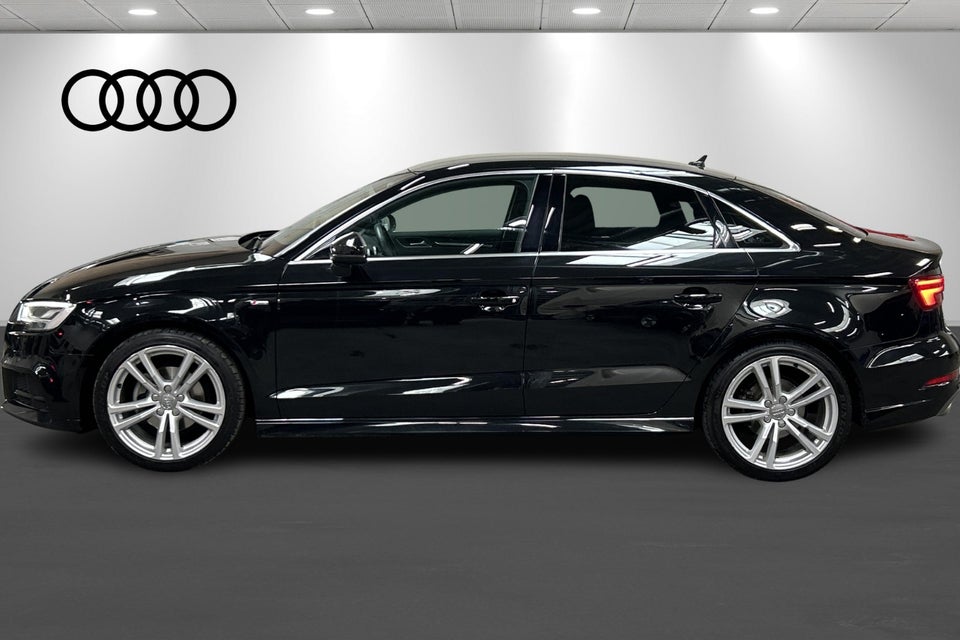 Audi A3 35 TFSi Sport Limited S-tr. 4d