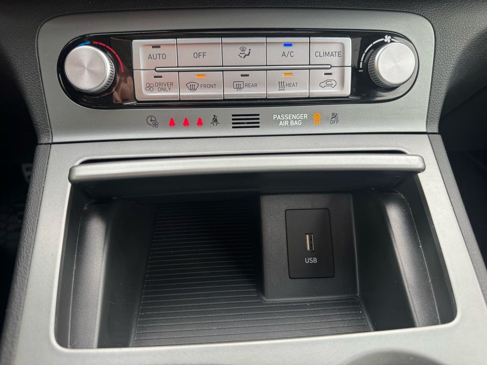 Hyundai Kona 64 EV Advanced Premium 5d