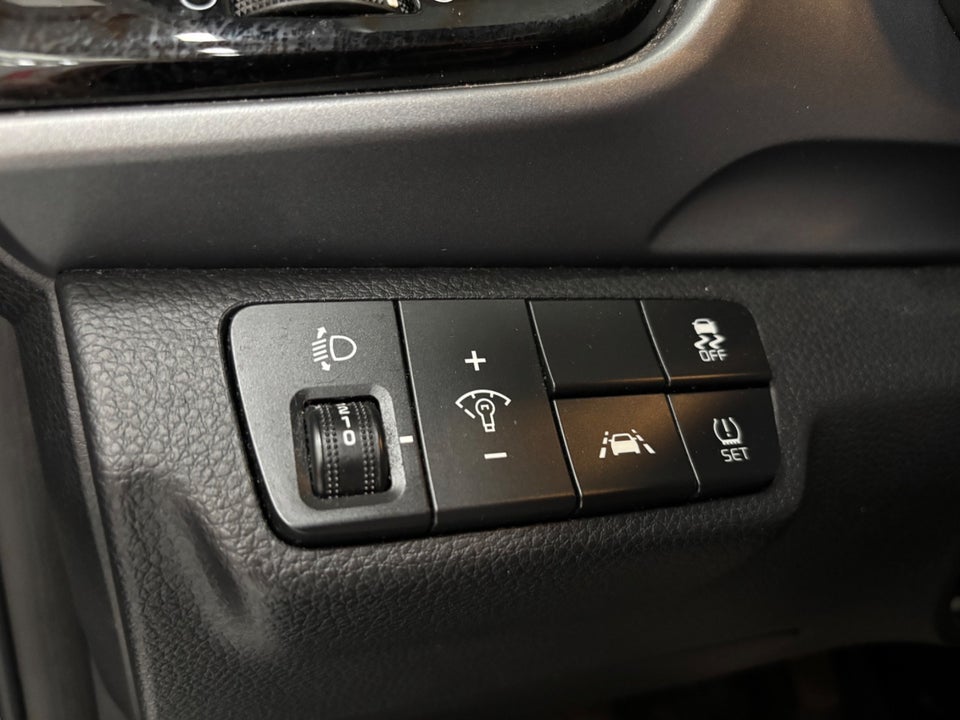 Kia Stonic 1,2 Attraction 5d