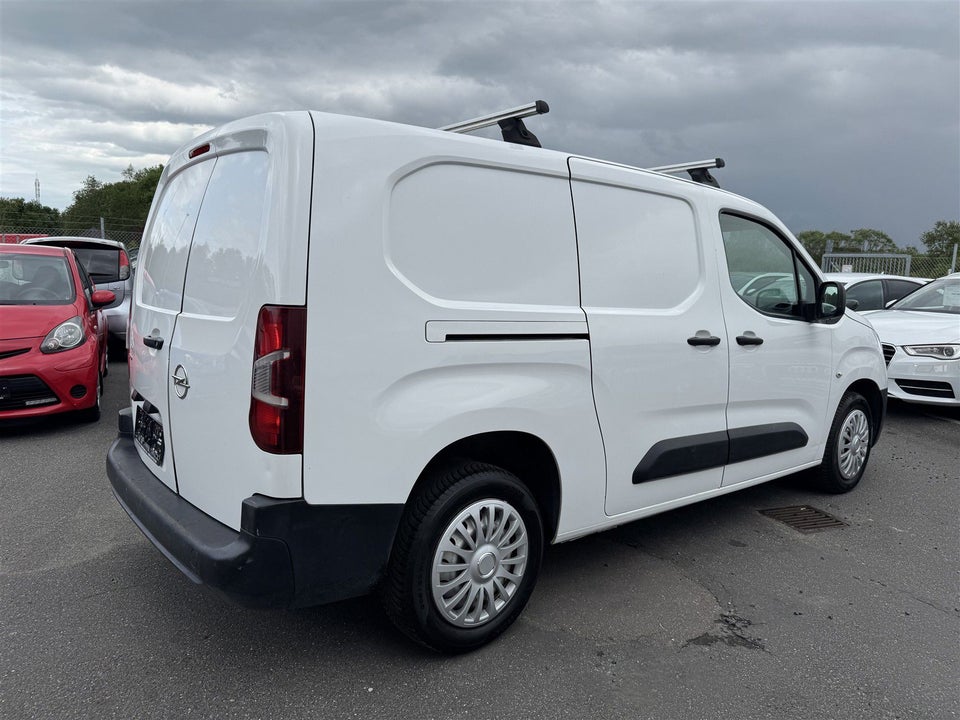 Opel Combo 1,5 D 102 Essentia L2V2