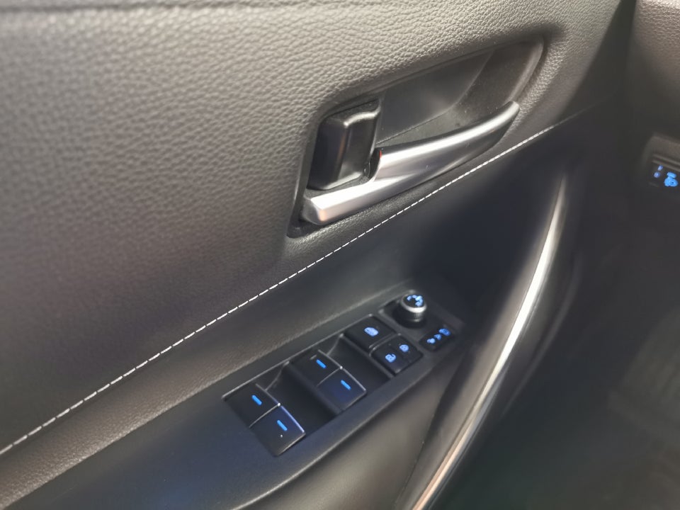 Toyota Corolla 1,8 Hybrid H3 Smart Touring Sports MDS 5d