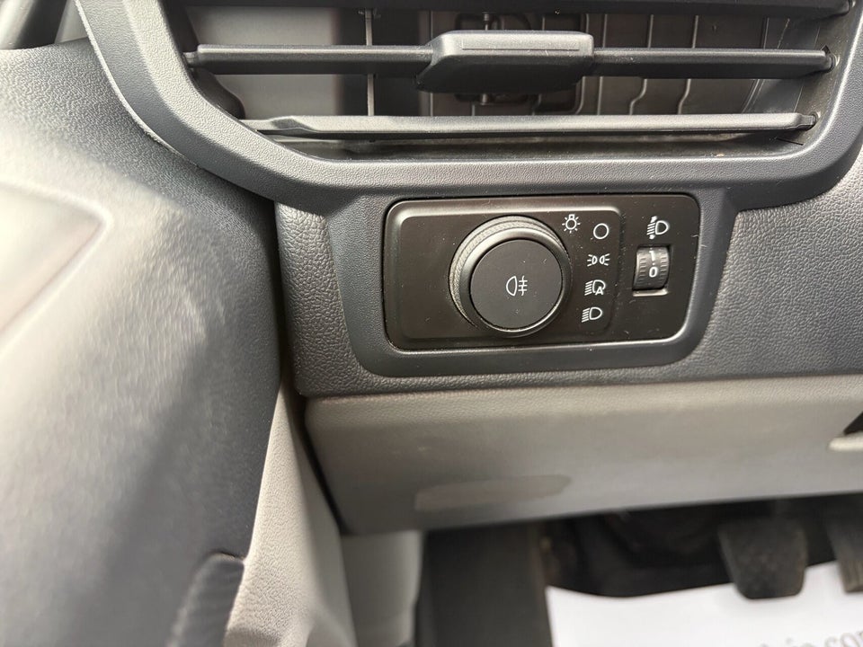 Ford Transit Custom 300 L2 2,0 EcoBlue Trend aut.