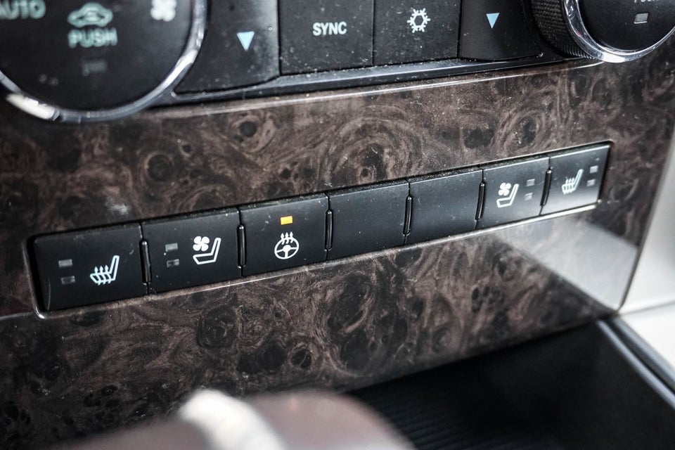 Dodge RAM 1500 5,7 Laramie Longhorn 4d