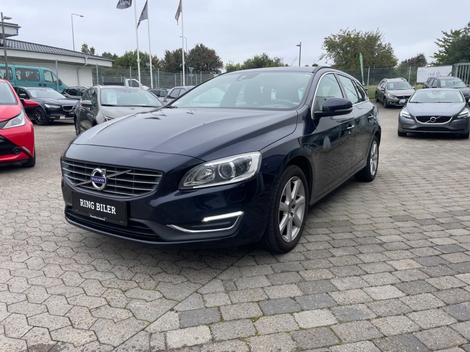 Volvo V60 2,0 D3 150 Momentum aut. 5d