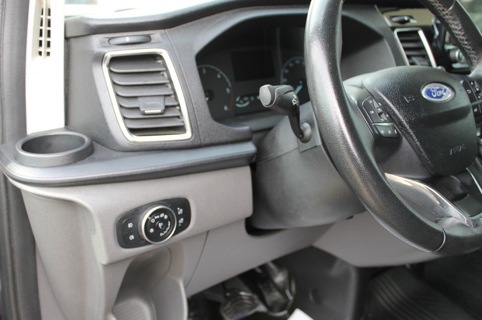 Ford Transit Custom 320L 2,0 TDCi 185 Sport aut.