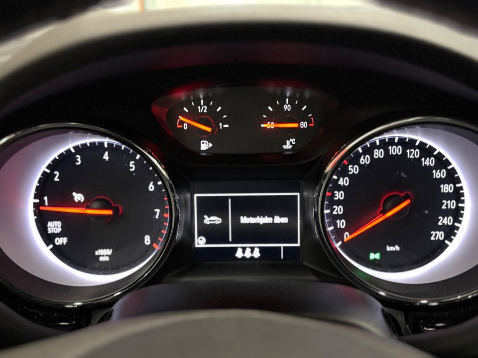 Opel Astra 1,2 T 110 Elegance Sports Tourer 5d