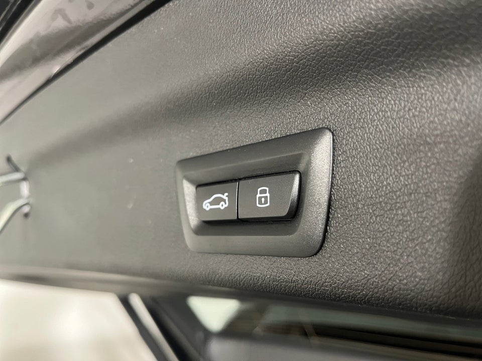 BMW iX1 xDrive30 M-Sport 5d