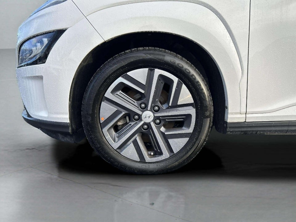 Hyundai Kona 64 EV Trend 5d
