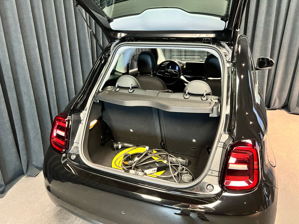 Fiat 500e 42 Icon 3d