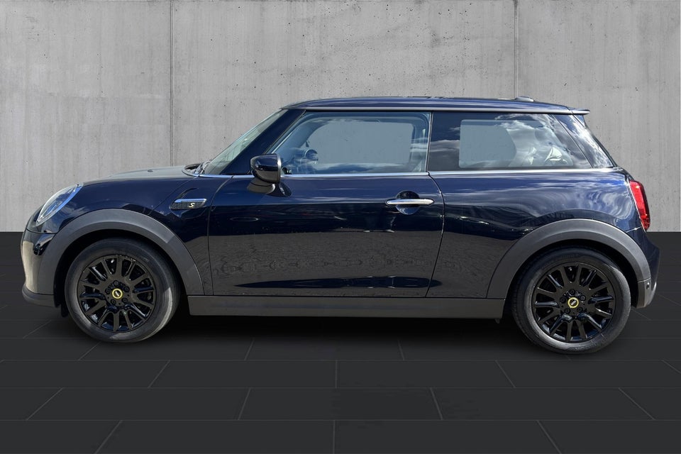 MINI Cooper SE Classic Trim 3d