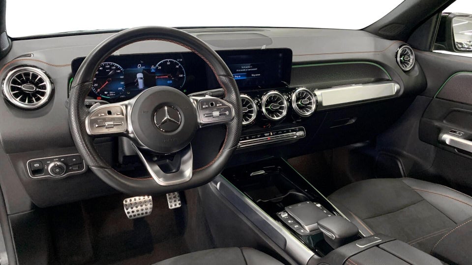 Mercedes EQB250 AMG Line 5d