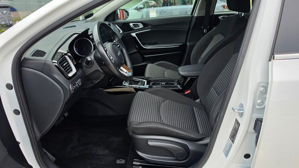 Kia Ceed 1,6 PHEV Prestige SW DCT 5d